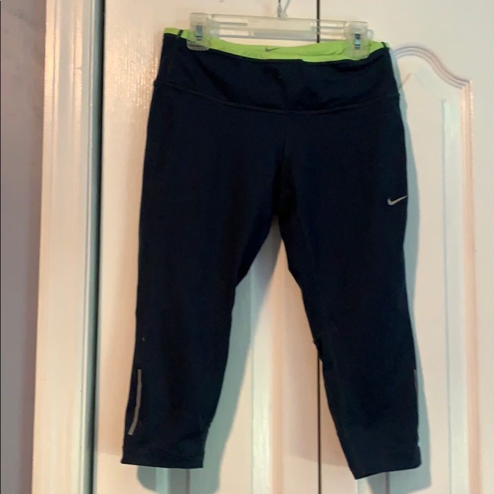Nike Below Knee Leggings
